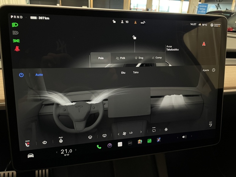 Tesla Model Y vaihtoauto