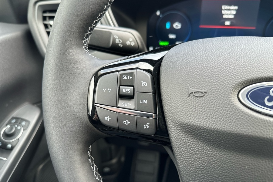 Ford Kuga vaihtoauto