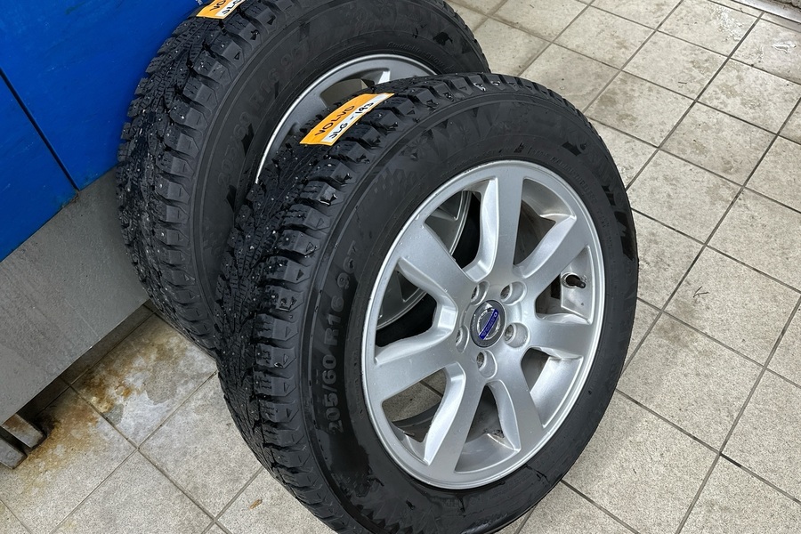 Volvo V60 vaihtoauto