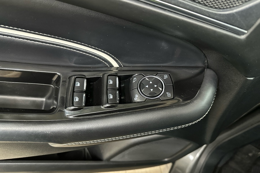 Ford Edge vaihtoauto