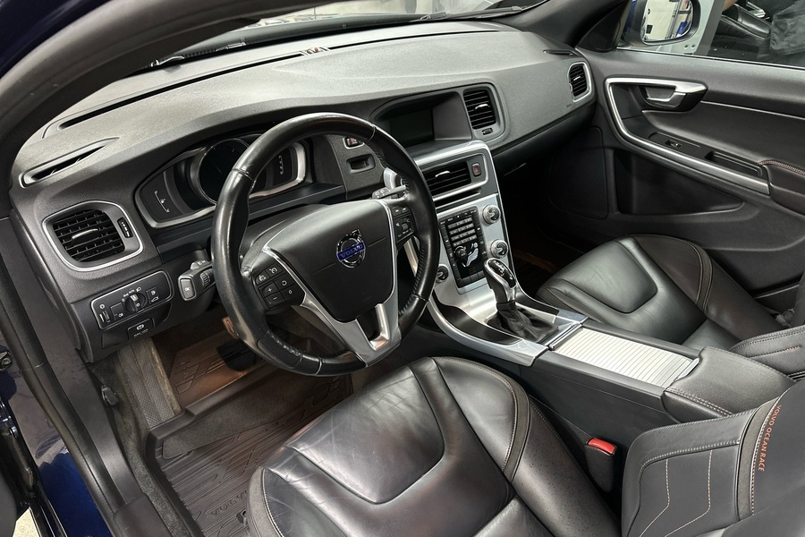 Volvo V60 vaihtoauto