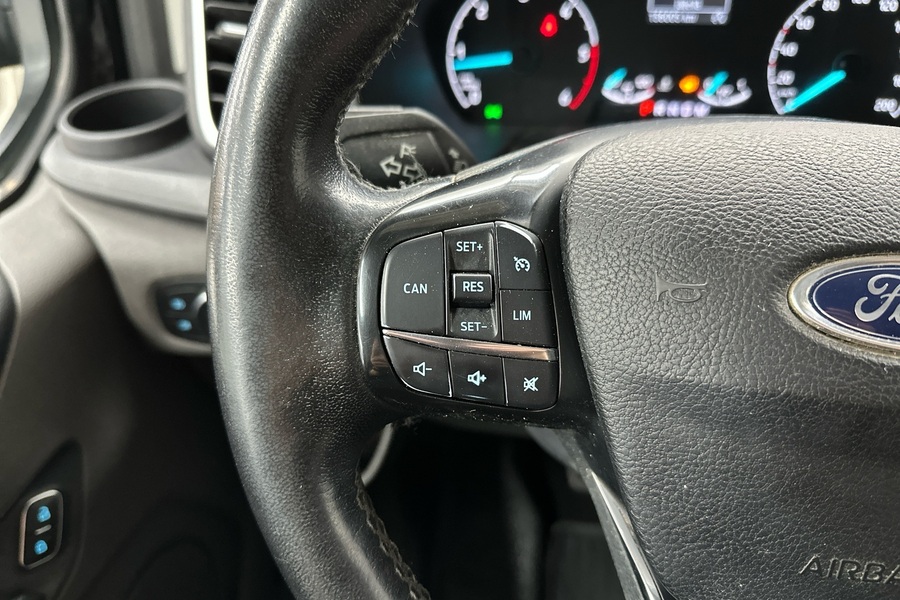 Ford Transit Custom vaihtoauto