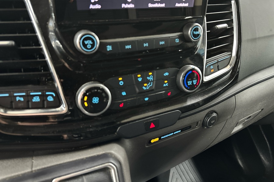 Ford Transit Custom vaihtoauto