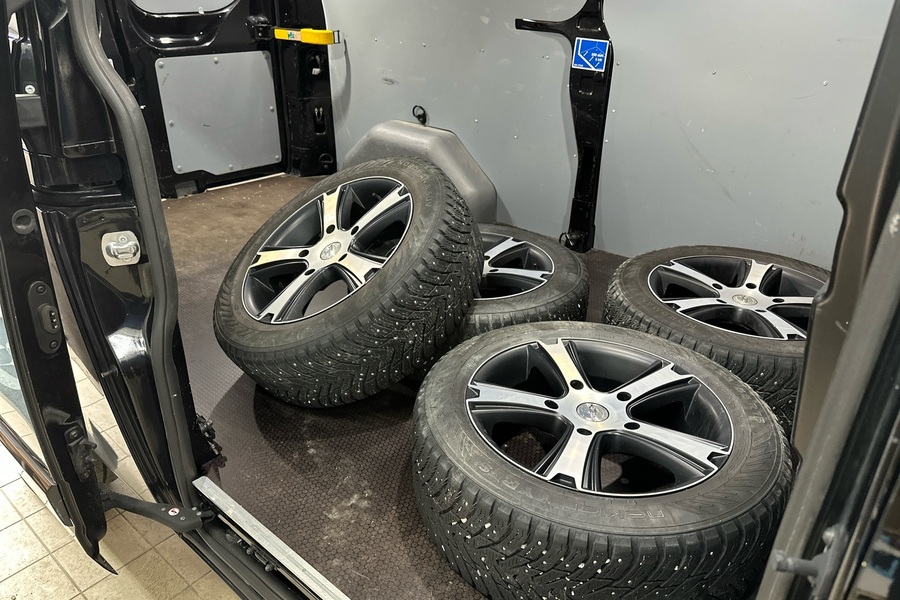 Ford Transit Custom vaihtoauto