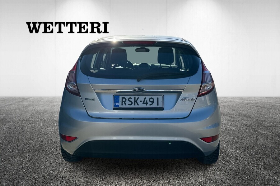 Ford Fiesta vaihtoauto