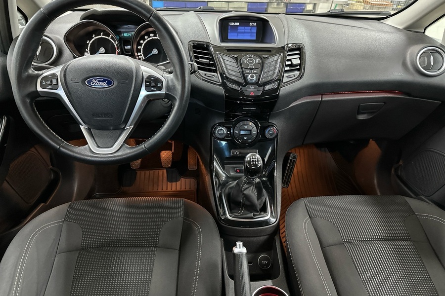 Ford Fiesta vaihtoauto