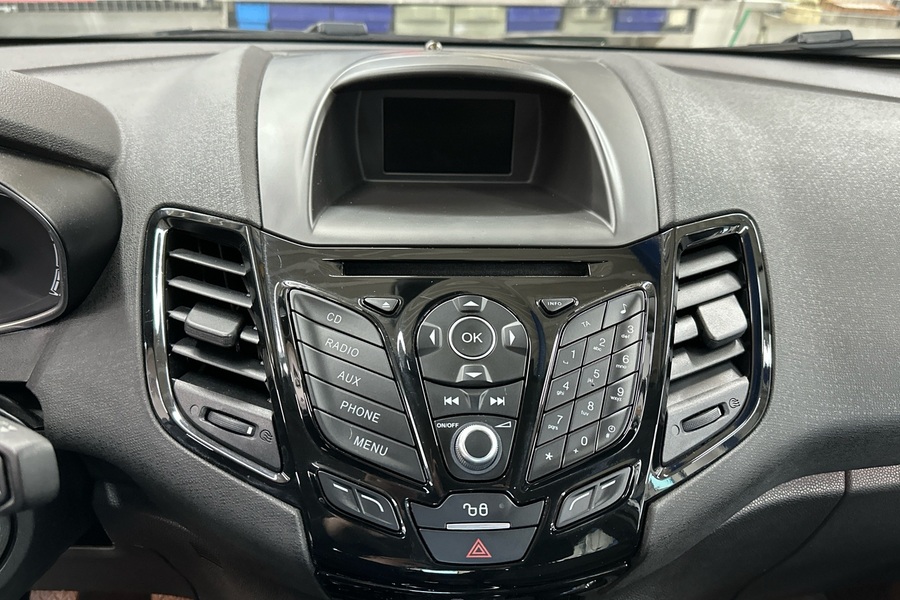 Ford Fiesta vaihtoauto