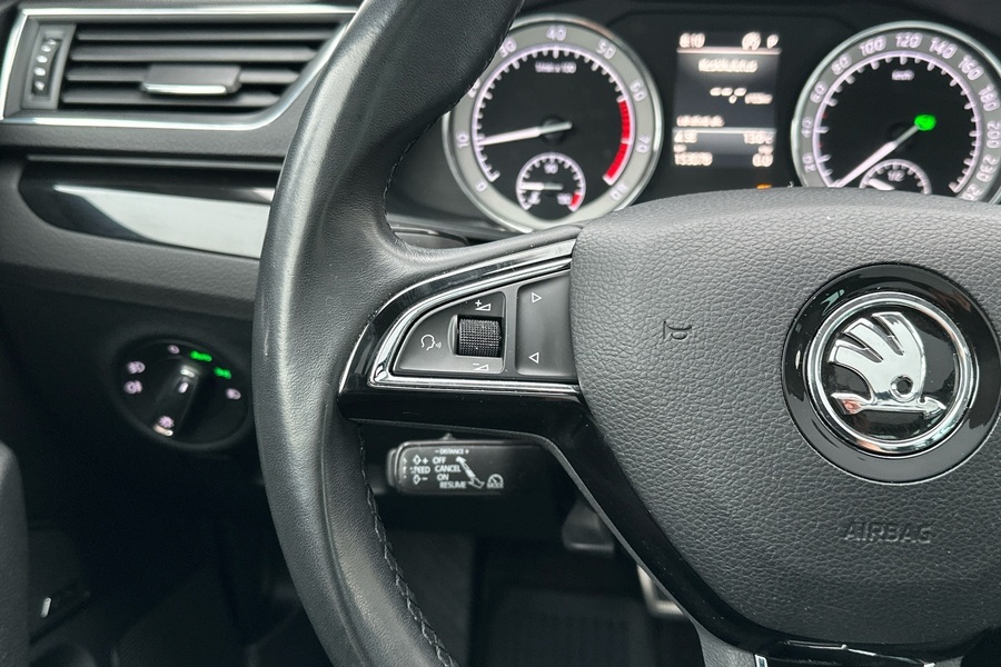 Skoda Superb vaihtoauto