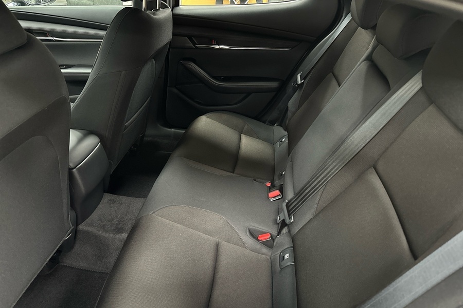 Mazda 3 vaihtoauto