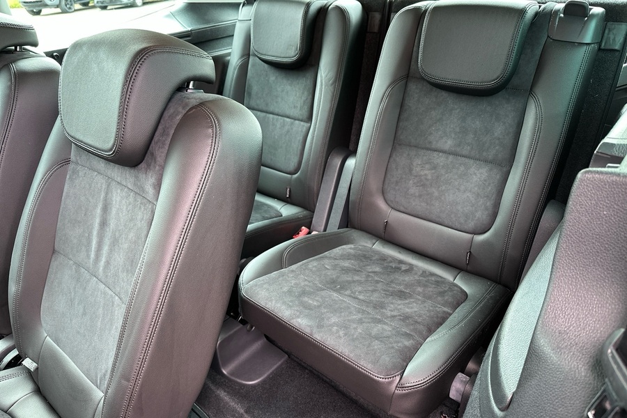 SEAT Alhambra vaihtoauto