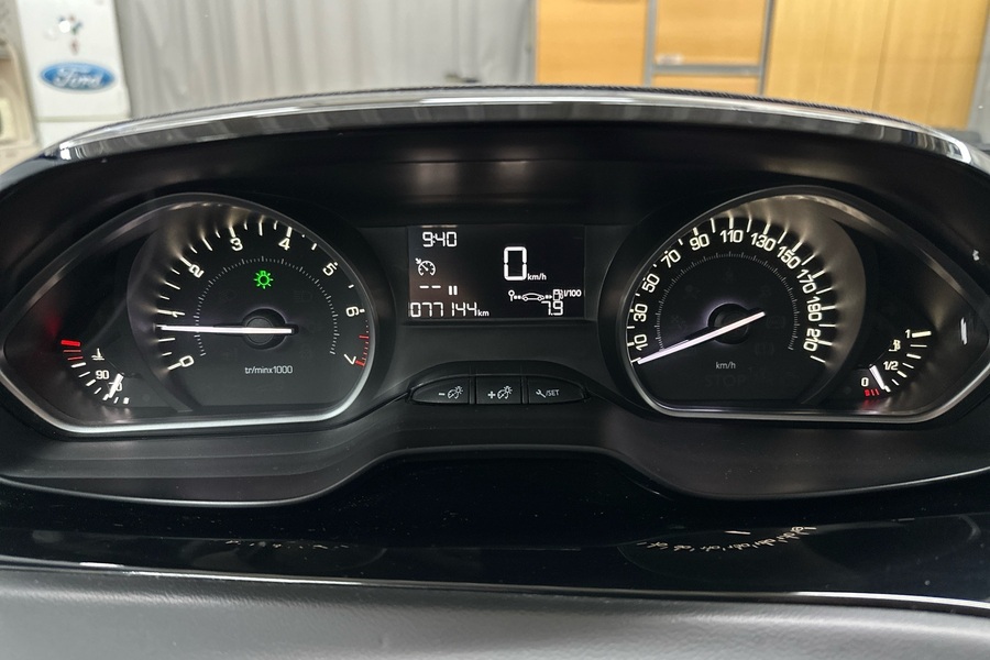 Peugeot 208 vaihtoauto