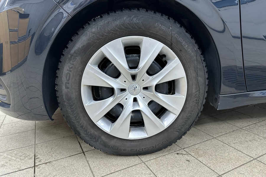 Peugeot 208 vaihtoauto