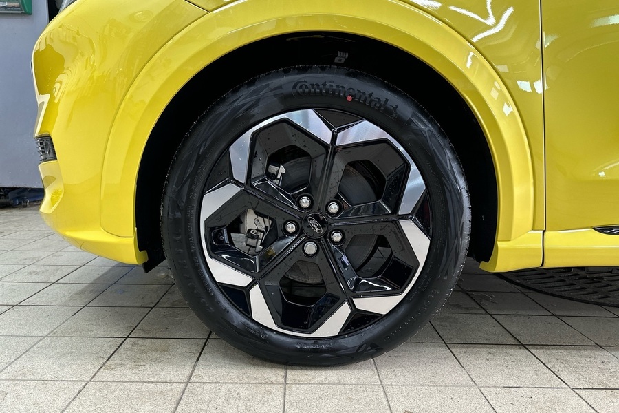 Ford Puma Gen-E vaihtoauto