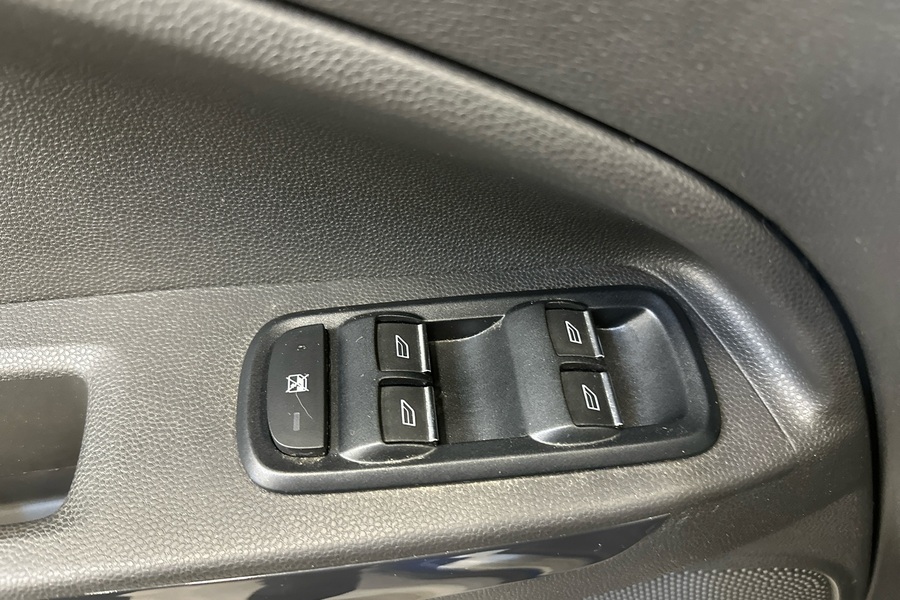 Ford Ecosport vaihtoauto