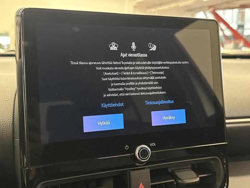 Toyota Yaris Cross vaihtoauto