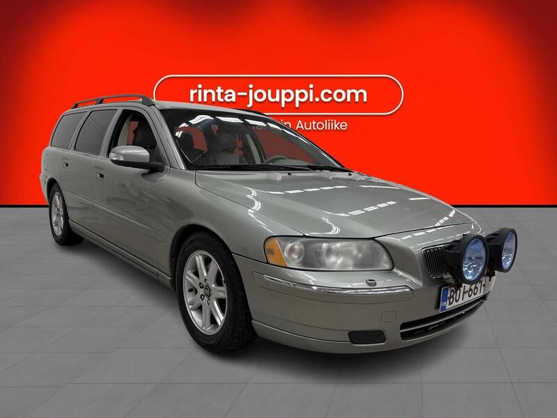 Volvo V70 vaihtoauto