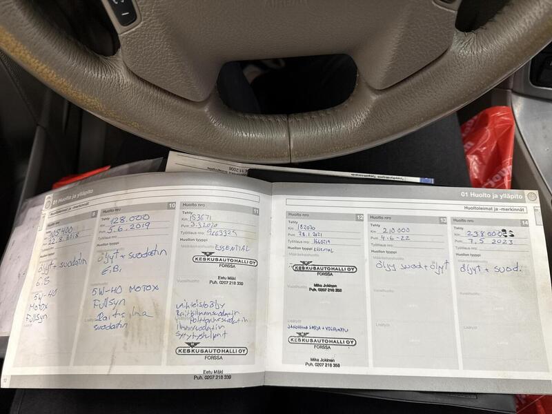 Volvo V70 vaihtoauto