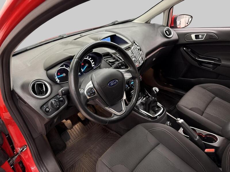 Ford Fiesta vaihtoauto