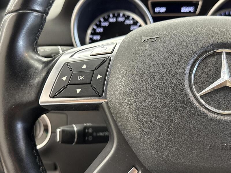 Mercedes-Benz ML vaihtoauto