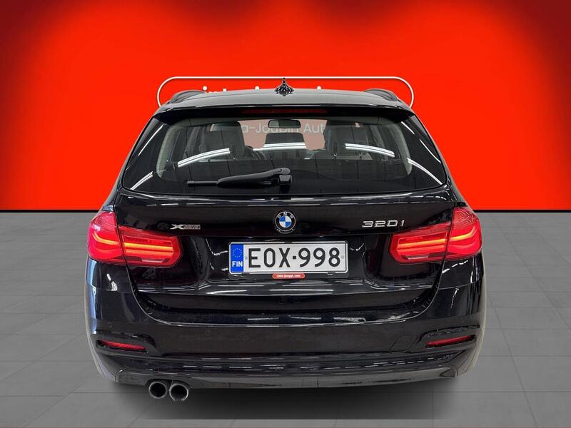 BMW 320 vaihtoauto