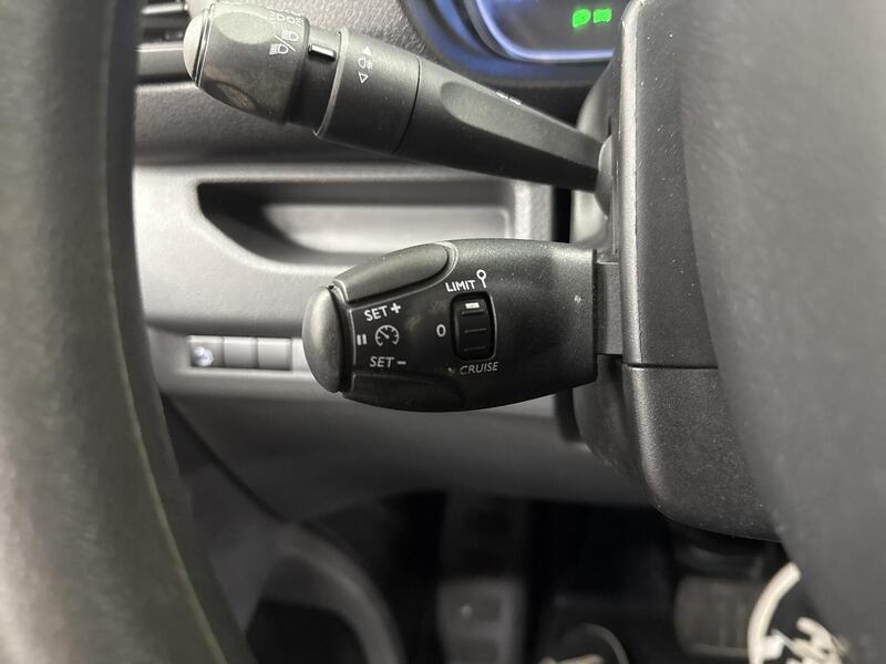 Peugeot e-Expert vaihtoauto