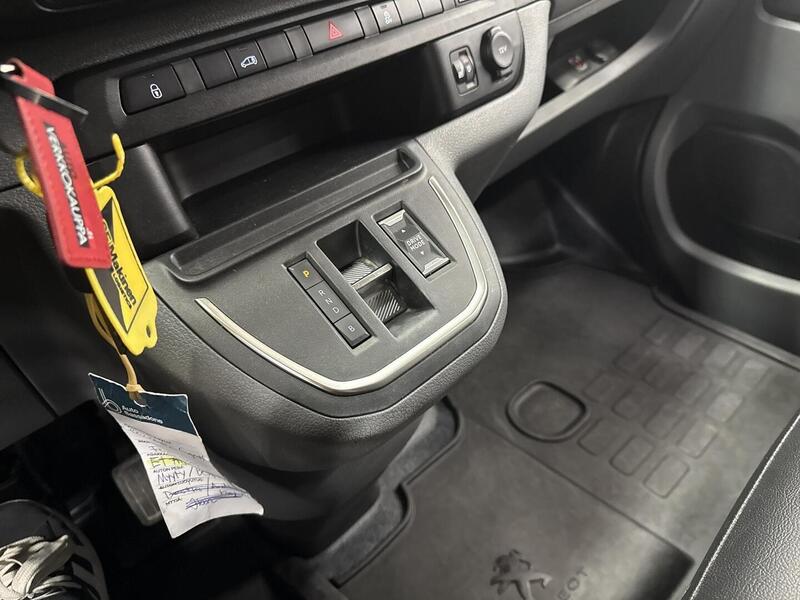 Peugeot e-Expert vaihtoauto