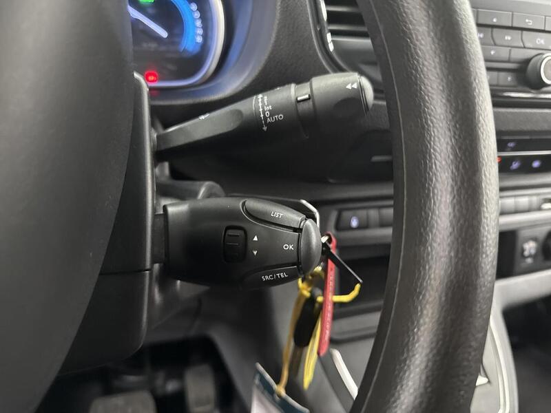 Peugeot e-Expert vaihtoauto