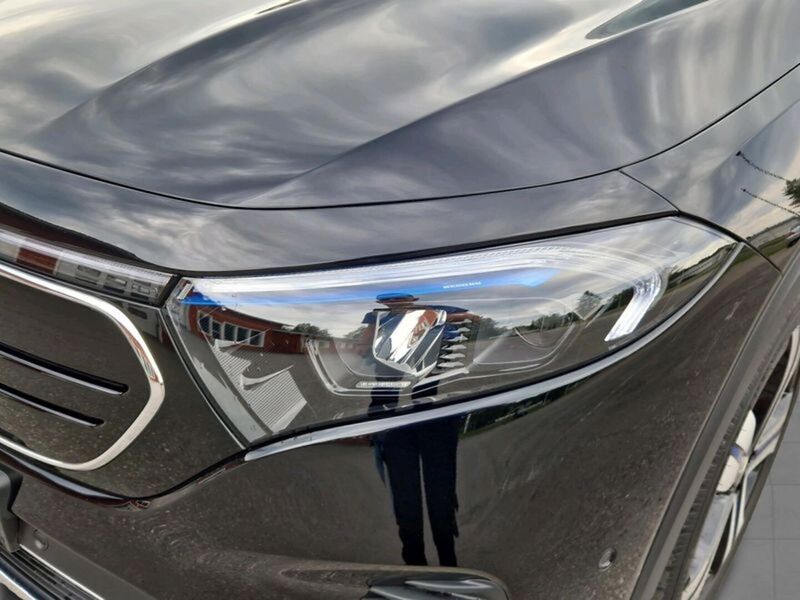 Mercedes-Benz EQB vaihtoauto