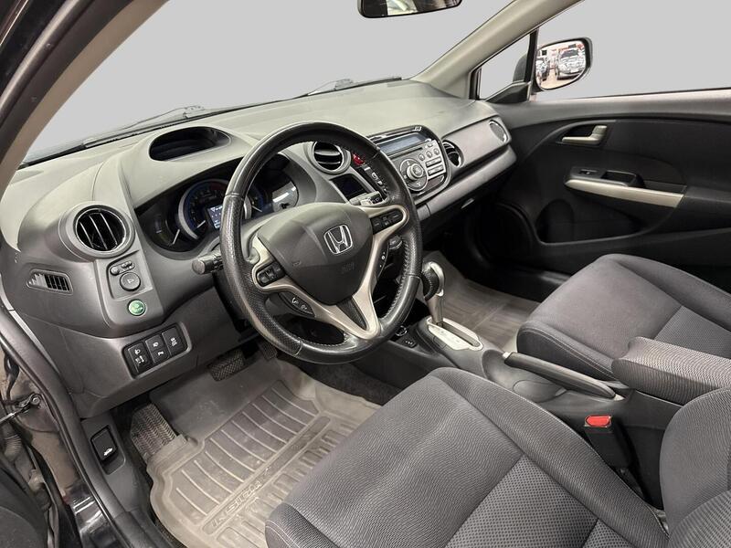 Honda Insight vaihtoauto