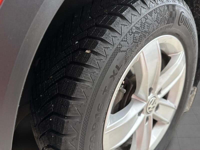 Volkswagen T-Roc vaihtoauto