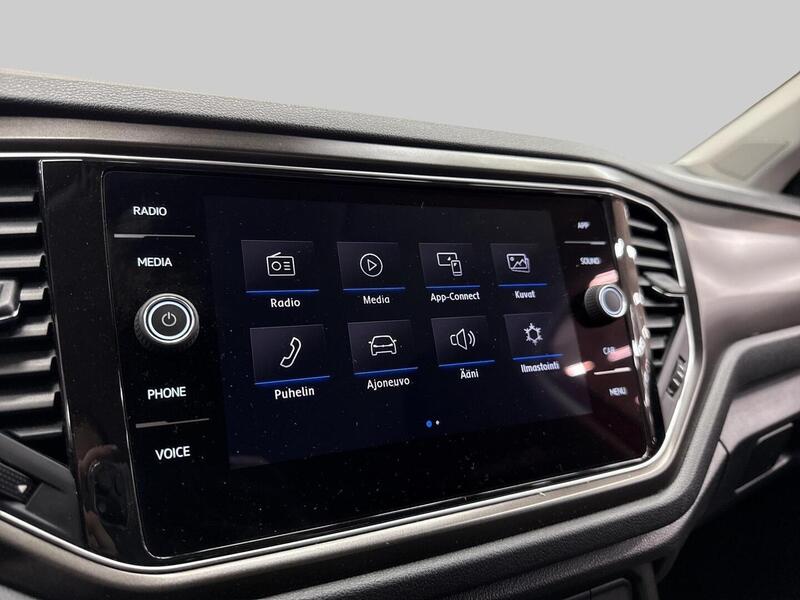 Volkswagen T-Roc vaihtoauto