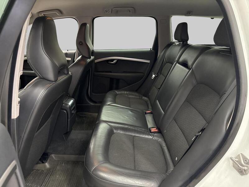 Volvo V70 vaihtoauto