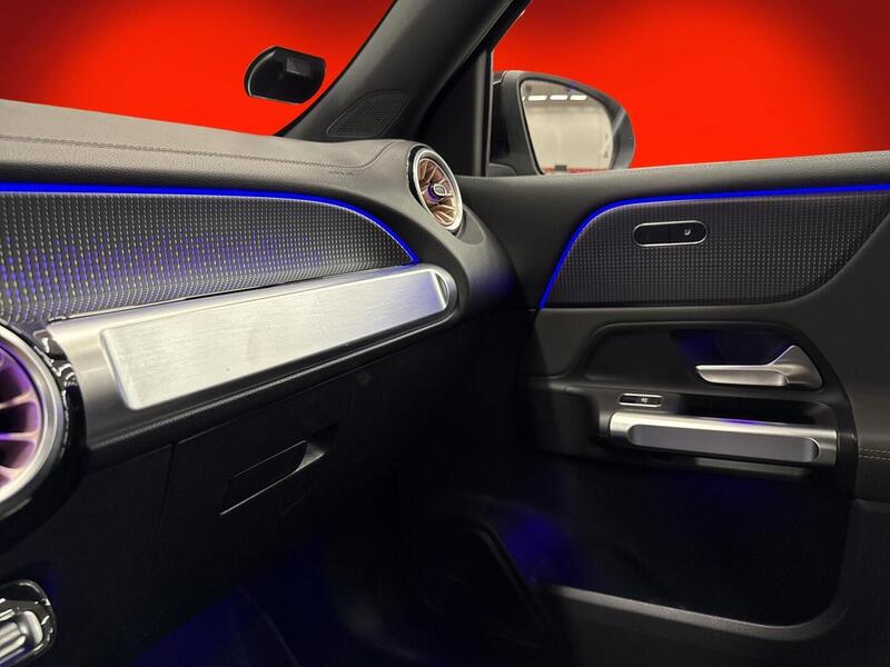 Mercedes-Benz EQB vaihtoauto