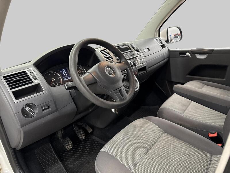 Volkswagen Caravelle vaihtoauto