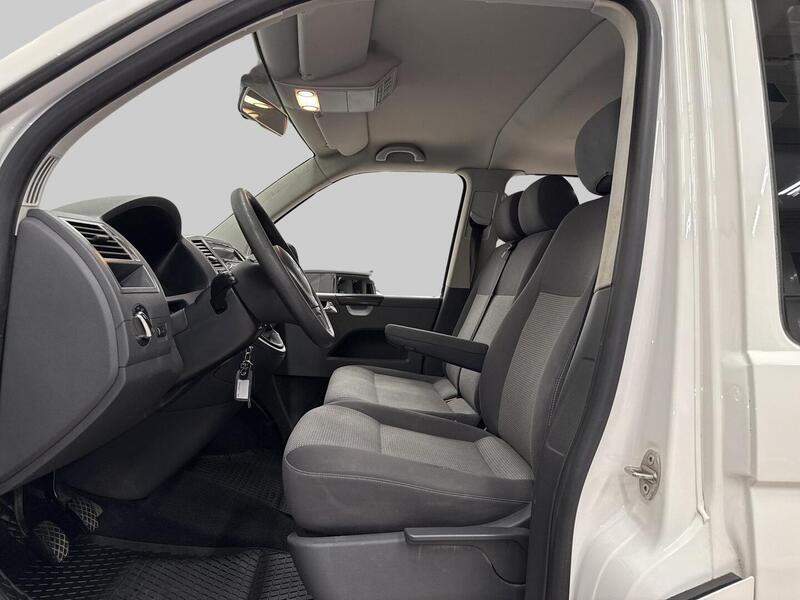 Volkswagen Caravelle vaihtoauto