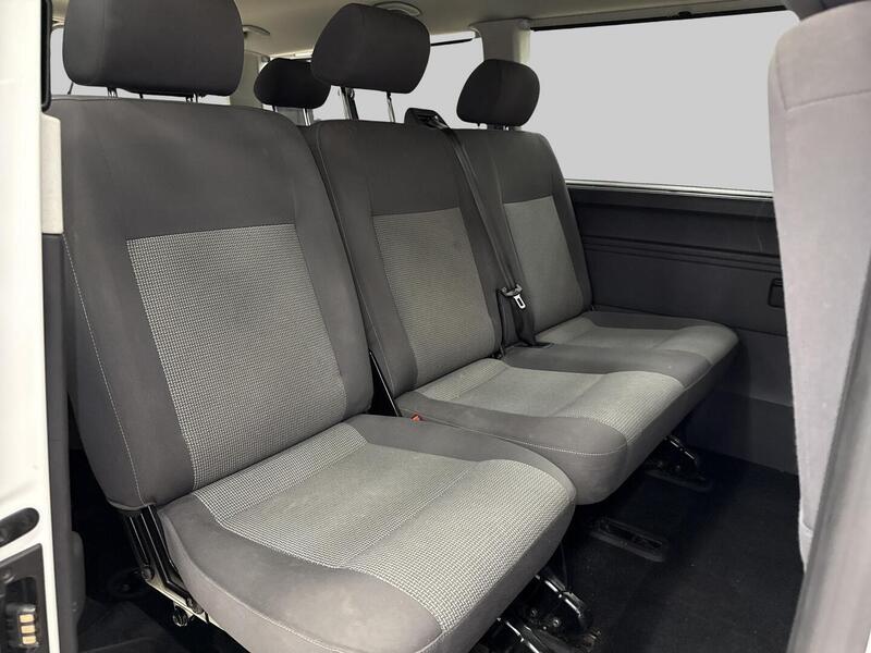 Volkswagen Caravelle vaihtoauto