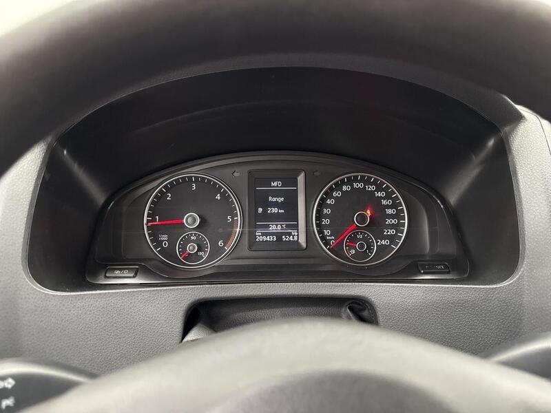 Volkswagen Caravelle vaihtoauto