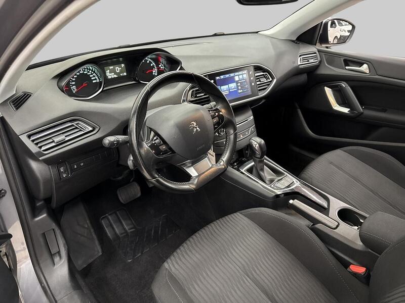 Peugeot 308 vaihtoauto