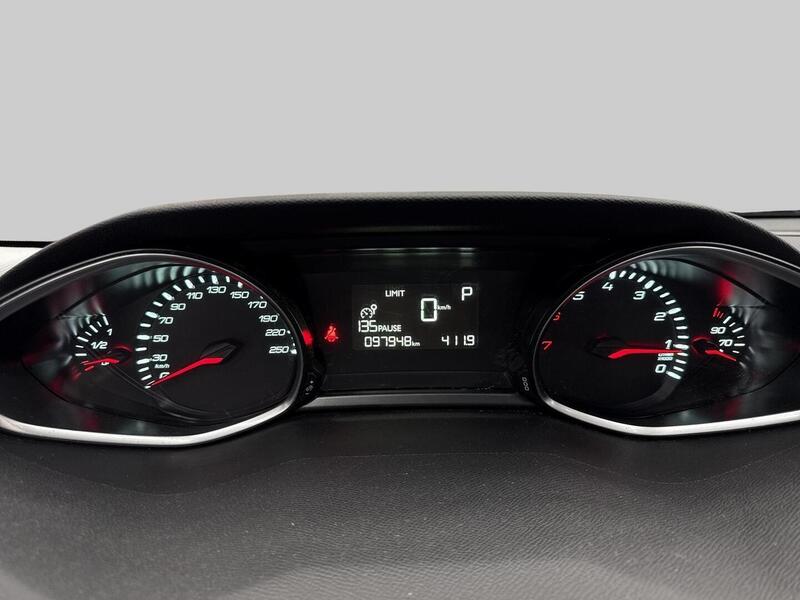 Peugeot 308 vaihtoauto