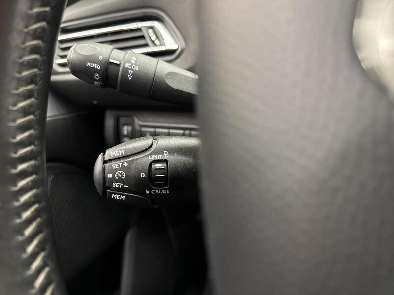 Peugeot 308 vaihtoauto