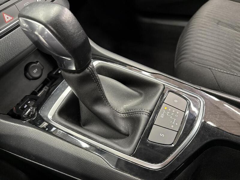 Peugeot 308 vaihtoauto