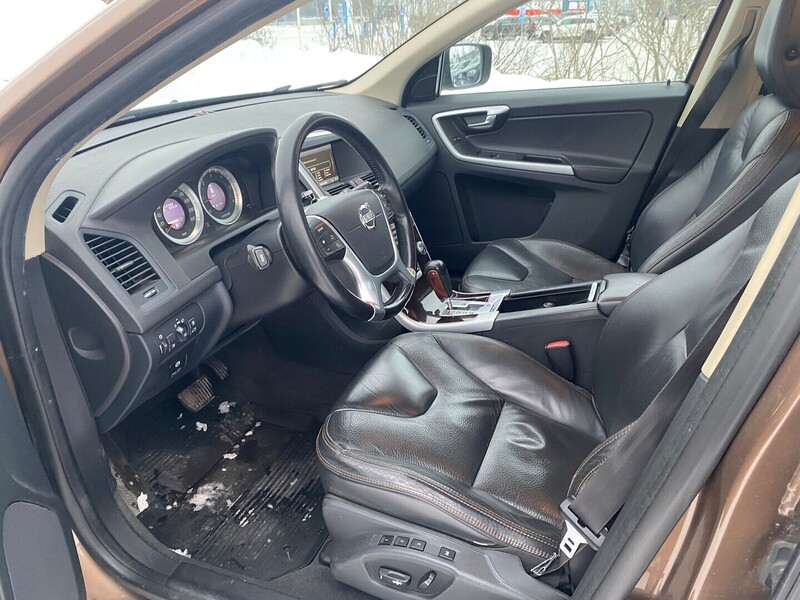 Volvo XC60 vaihtoauto