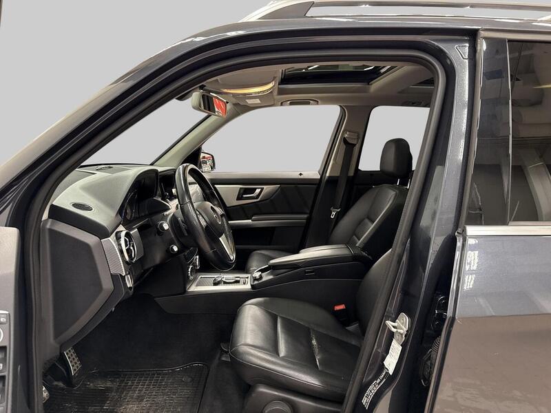 Mercedes-Benz GLK vaihtoauto