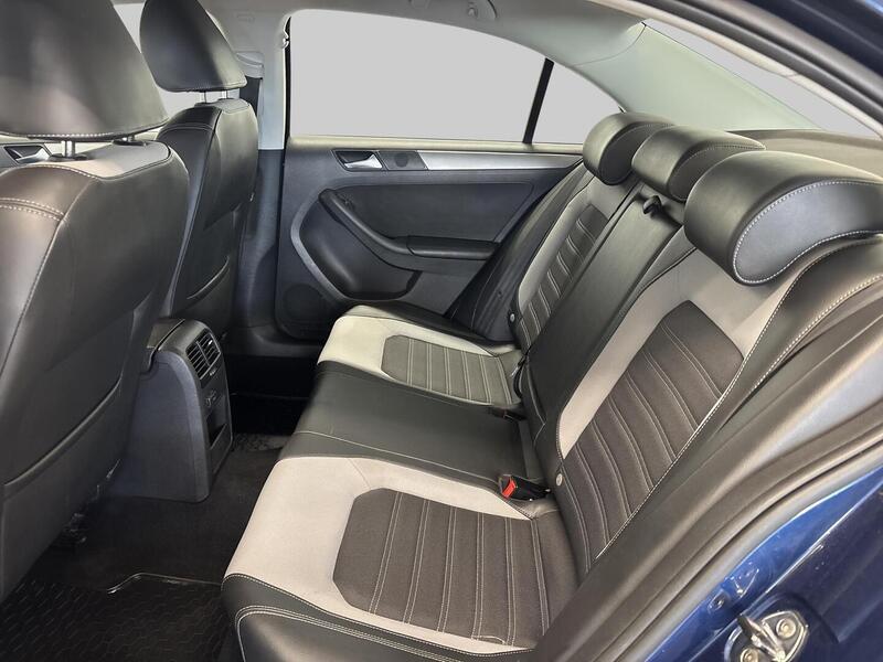 Volkswagen Jetta vaihtoauto