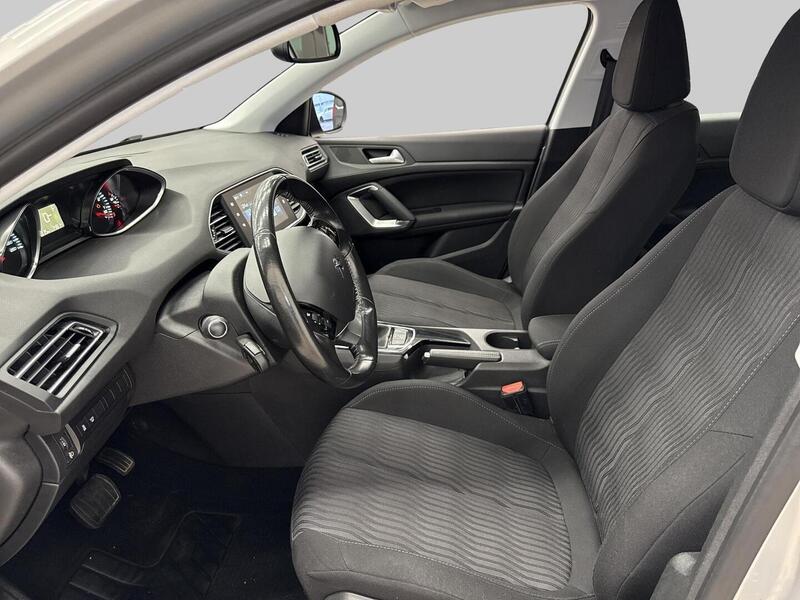 Peugeot 308 vaihtoauto