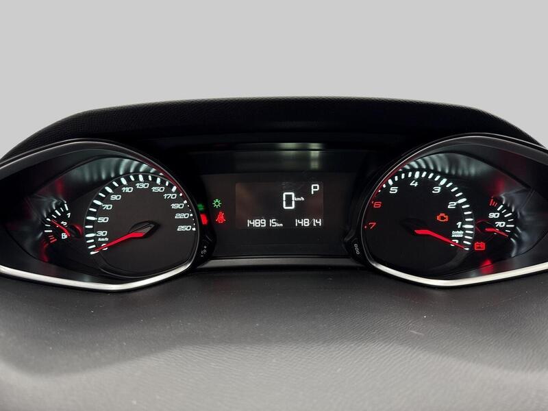 Peugeot 308 vaihtoauto