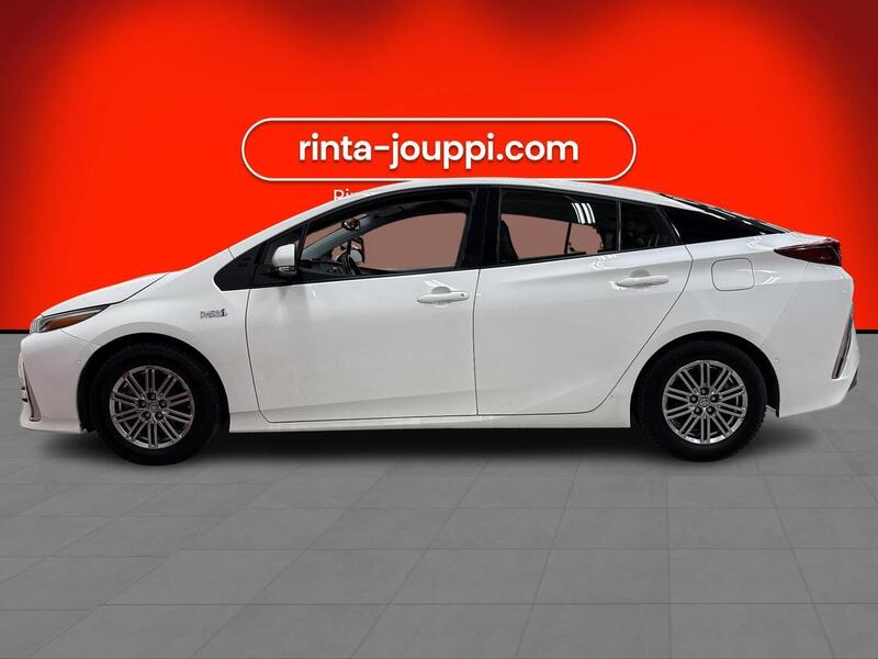 Toyota Prius Plug-in vaihtoauto