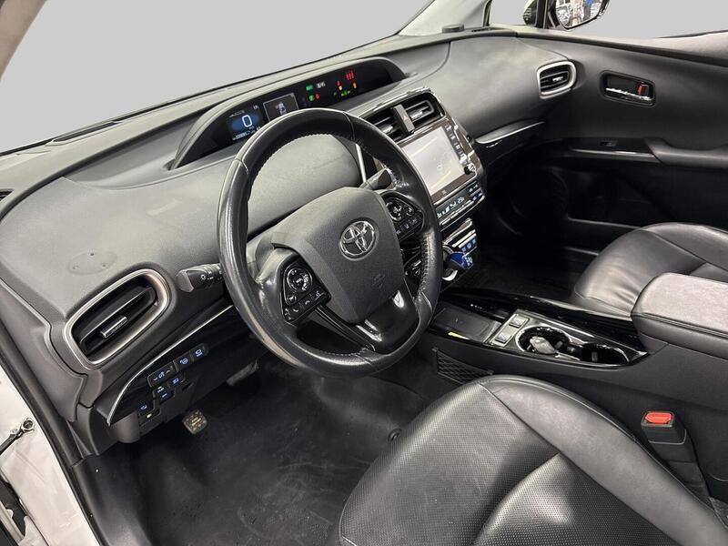 Toyota Prius Plug-in vaihtoauto