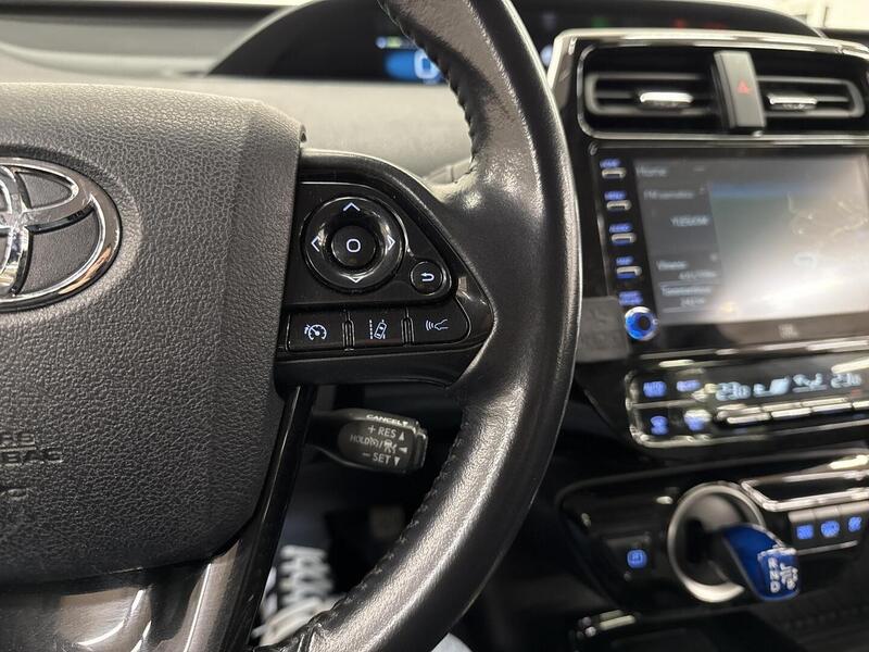 Toyota Prius Plug-in vaihtoauto