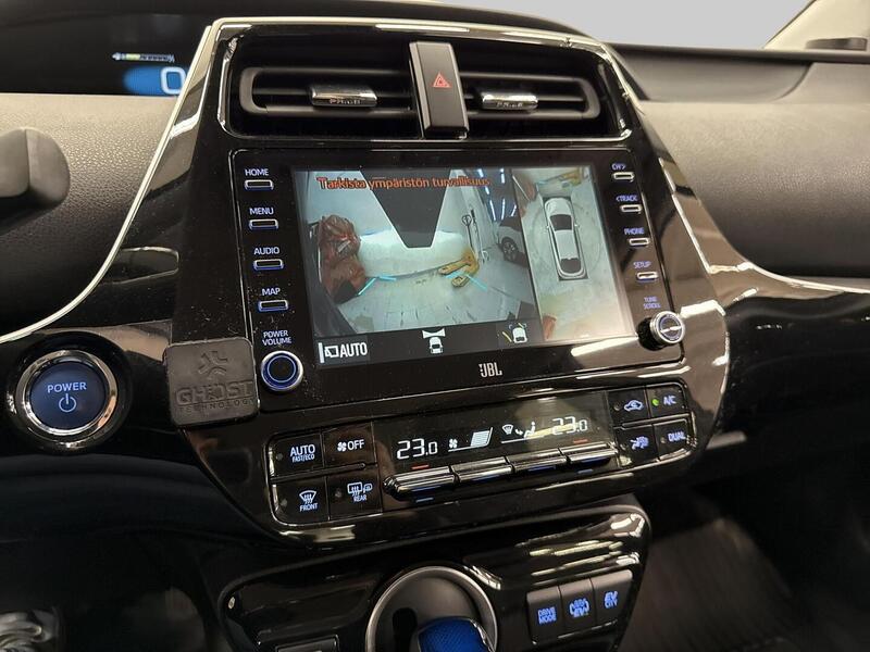 Toyota Prius Plug-in vaihtoauto